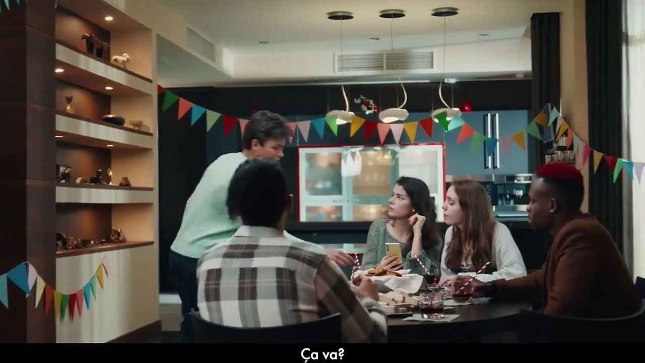 « Arrêtez de haïr les Russes », le spot de l'Ambassade de Russie en France