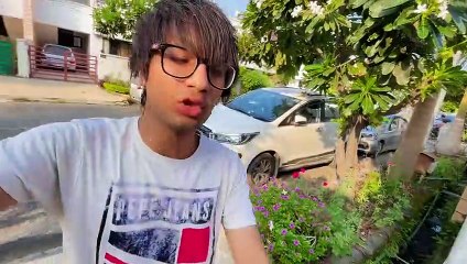 PARAGLIDING Kar Hi Li