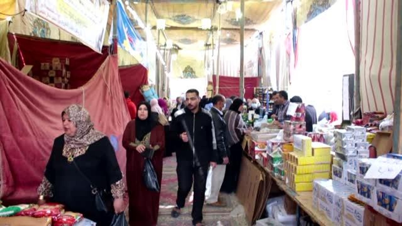 Mısır'da tanzim satış çadırları kuruldu