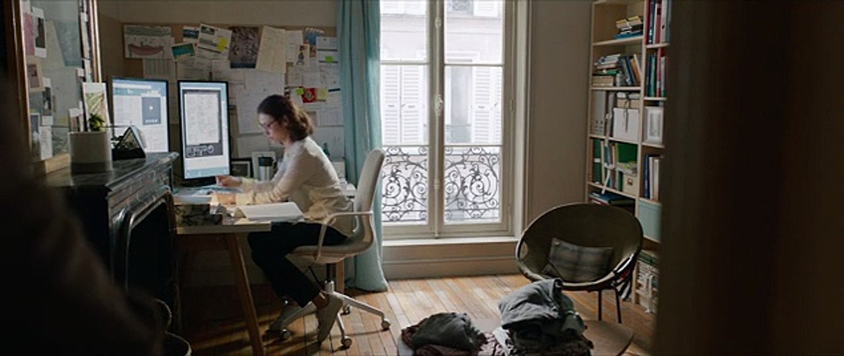 Bande-annonce : Romain Duris affronte la fin du monde "Dans la brume"