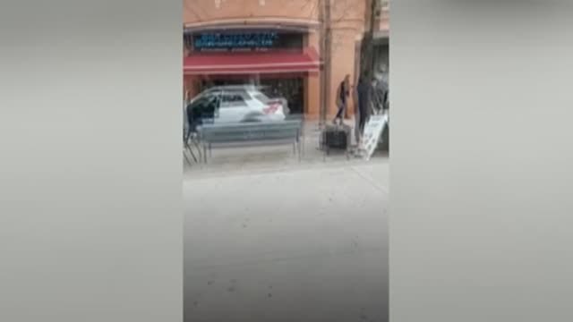 Cuatro personas heridas, una de ellas grave, en un atropello en Sabadell