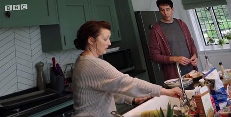 Mum S03 E05