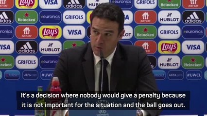 Toril 'annoyed' at soft Barcelona penalty