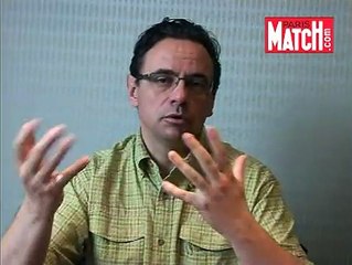 Sous le soleil exactement