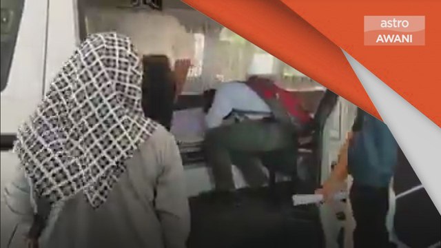 Video calon SPM tatap jenazah ayah sebelum duduki peperiksaan runtun jiwa warganet