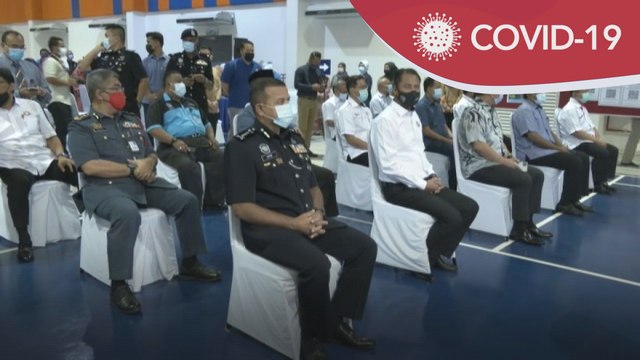 Vaksin COVID-19 | 35,100 barisan hadapan Johor terima vaksin
