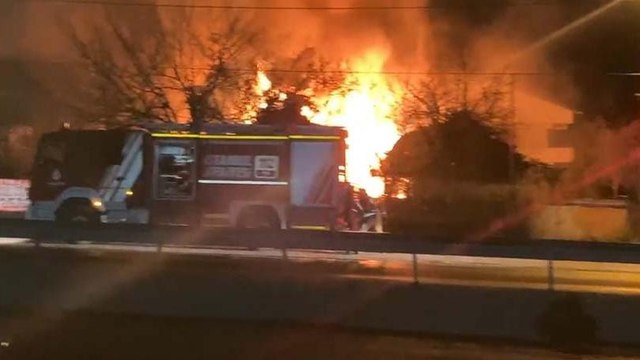 Silivri'de restoran alev alev yandı