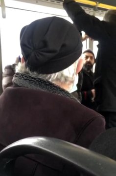 Bursa'da halk otobüsünde maske tartışması