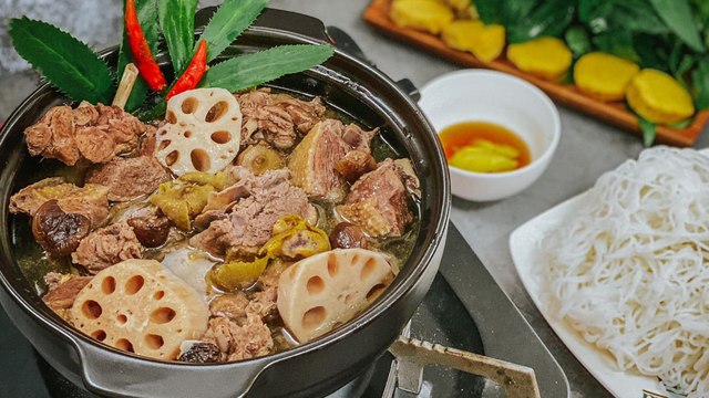 Mách bạn làm lẩu vịt khô mới lạ thơm ngon,đậm vị mà đơn giản