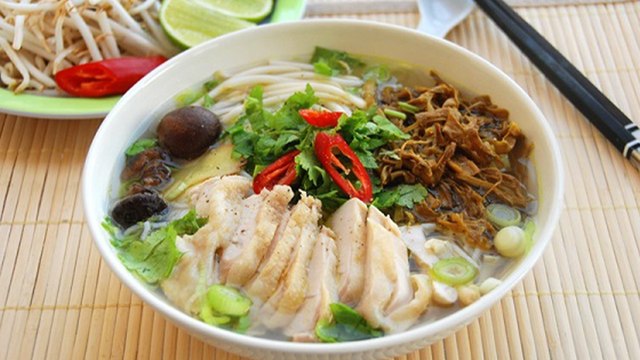 Tự nấu miến gà măng mọc cho bữa sáng ngon khó cưỡng