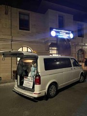 Kumaşı önce çaldılar sonra sahibine satmaya çalıştılar