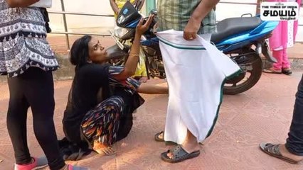 வாக்குறுதி தவறிய  தொழில் அதிபர்; காலில் விழுந்து கதறும் பெண்; குமரியில் பரபரப்பு!