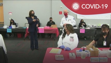 Vaksin COVID-19 | Program vaksinasi melalui farmasi terhenti