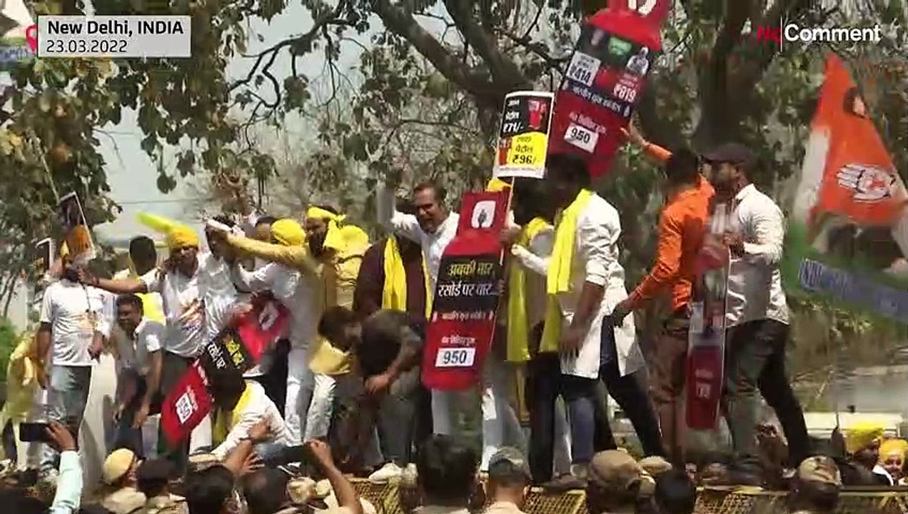 Opposition protests against fuel price hike in India