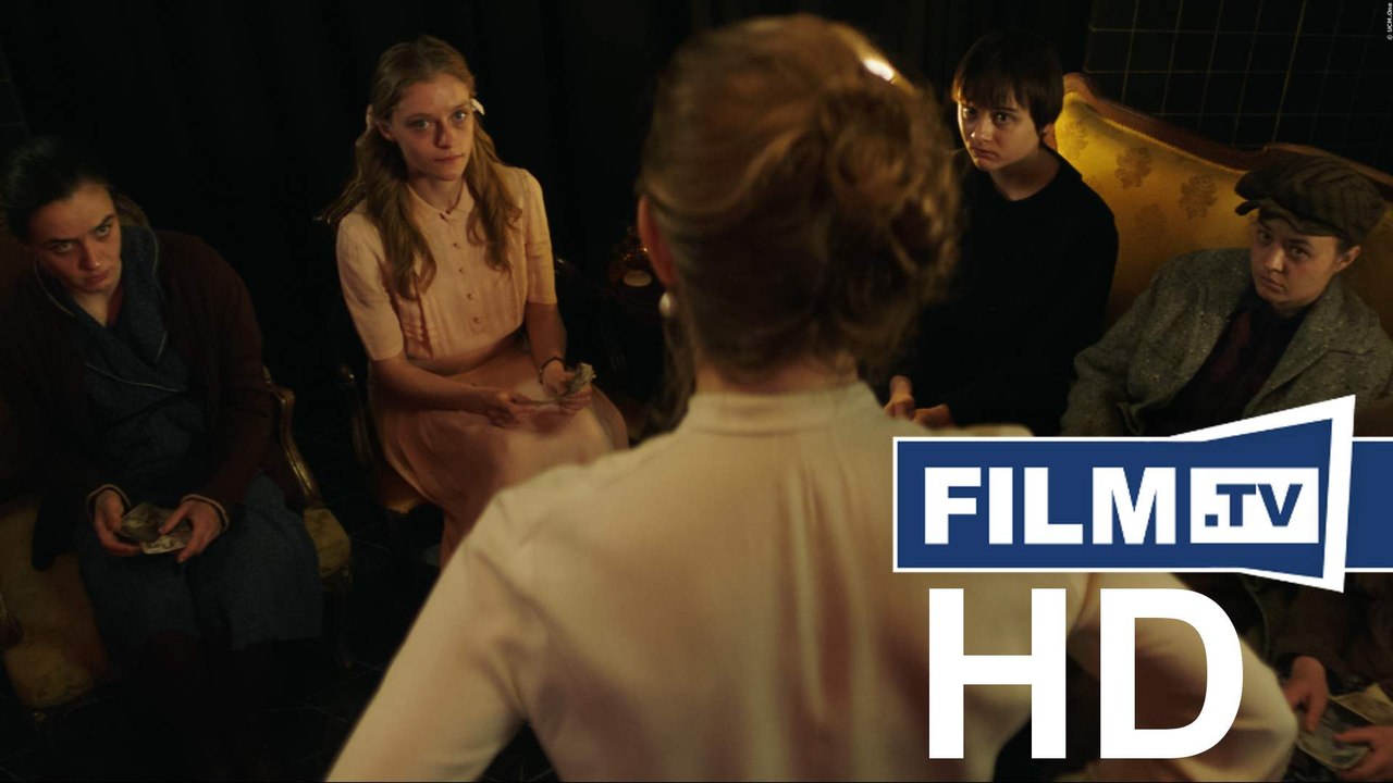 Trümmermädchen - Die Geschichte der Charlotte Schumann Trailer Deutsch German (2021)