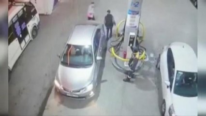 KREDİ KARTI HIRSIZLARI ALIŞVERİŞ YAPINCA YAKALANDI