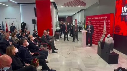 Lopetegui, intervención en la entrega del Dorsal de Leyenda del Sevilla FC a Unzue