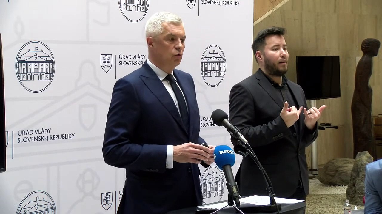 ZÁZNAM: Korčok: Rezort diplomacie premiestnil veľvyslanectvo SR z Kyjeva do Užhorodu