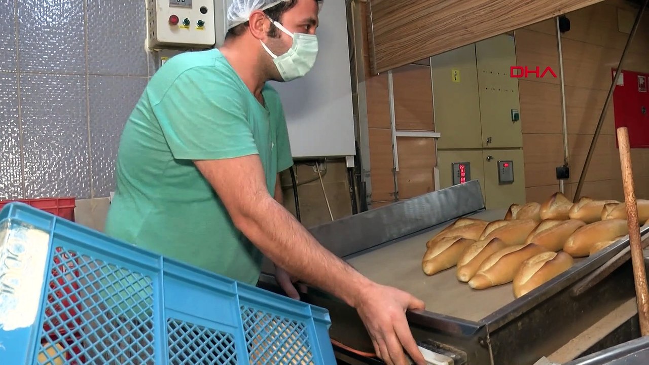 15 yıldır fırından ekmek topluyor: Bakın ne yap...