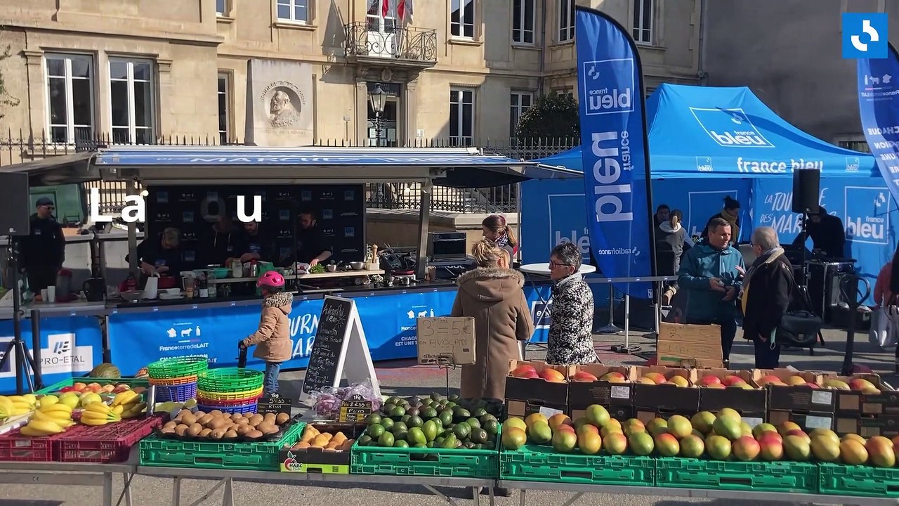 La tournée des marchés pose ses valises place de la mairie à Saint Péray, le plat