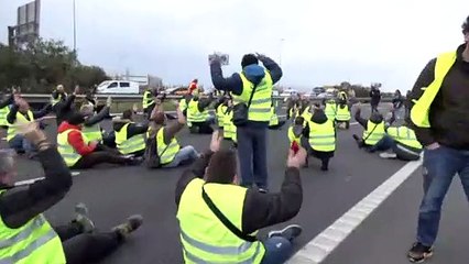 Download Video: España en jaque por el paro de transportistas | Peligro de desabastecimiento y fábricas paradas