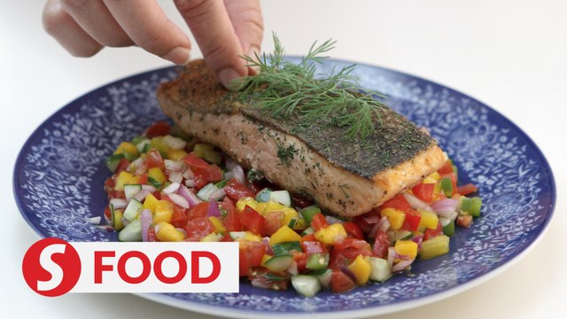 Retro Recipe: Seared salmon with mango salsa