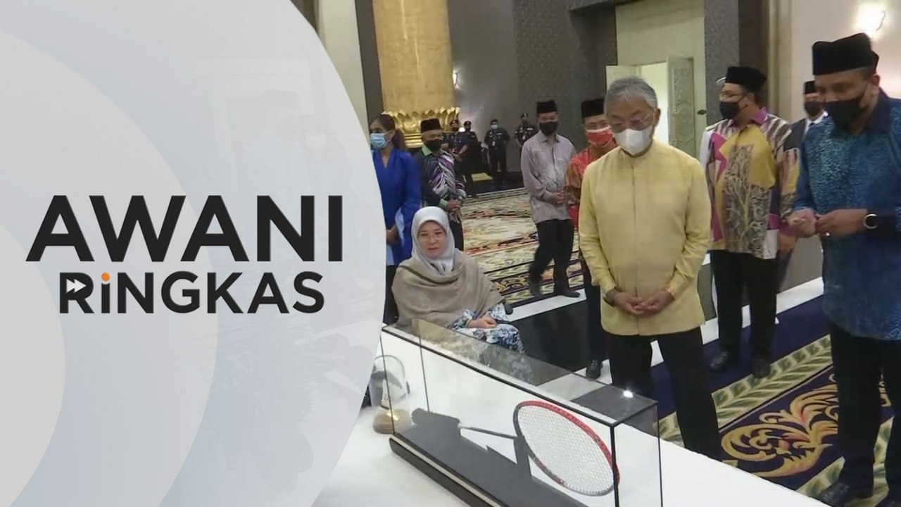 AWANI Ringkas: Agong berkenan terima raket Zii Jia