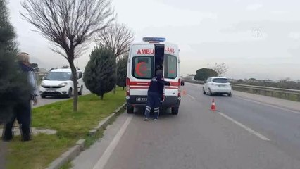 Tıra çarpan otomobildeki 2 kişi yaralandı