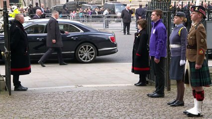 Anne, Beatrice and Eugenie arrive for Duke’s memorial