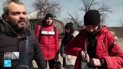 فرار من ماريوبول على وقع" كابوس" القصف الروسي