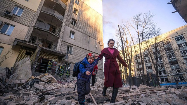 المفوضية السامية لشؤون اللاجئين ترصد نزوح أكثر من 3 ملايين أوكراني