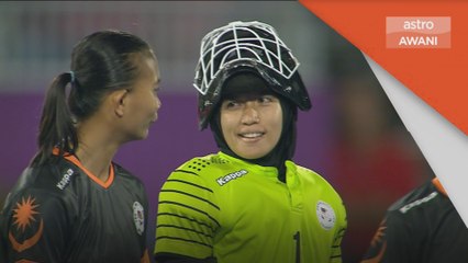 Hoki | Penjaga gol hoki wanita umum bersara