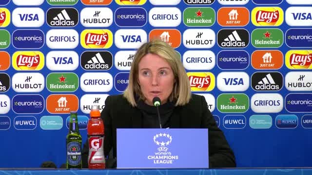 Quarts - Bompastor justifie l'absence de Hegerberg: Elle a une gastro entérite