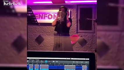 Havva Öztel, Bergen'e Saygı albümünde Müslüm Gürses'in ‘Küskünüm’ şarkısını söyledi.