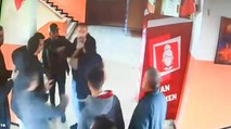 Müdür yardımcısına okulda saldırı