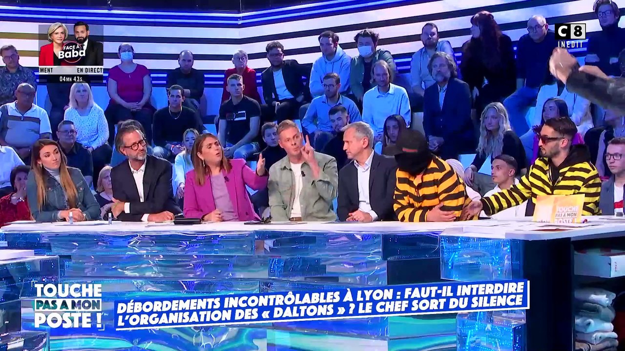 Le groupe lyonnais "Les Daltons" insulte une invitée dans "Touche pas à mon poste" sur C8: "Va perdre du poids, tu as les joues gonflées !" - VIDEO