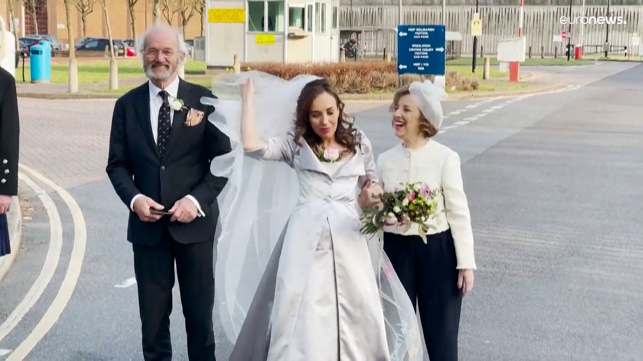 Julian Assange heiratet im Gefängnis