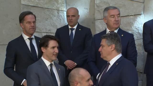 NATO Liderler Zirvesi - Aile fotoğrafı