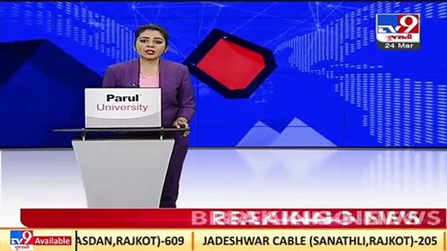 Auto rickshaw overturned after monkey attack in Kheda, 3 passengers hospitalized_ TV9News