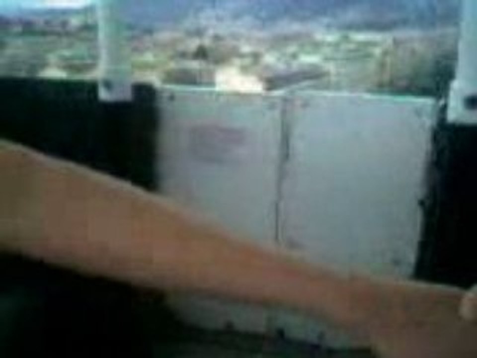 et un petit tour dans la grande roue !!! mdr