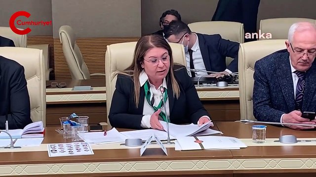 CHP'li Gülizar Biçer Karaca AKP'nin 'seçim kanunu' teklifini yerden yere vurdu