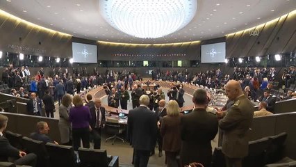 Olağanüstü NATO zirvesi başladı