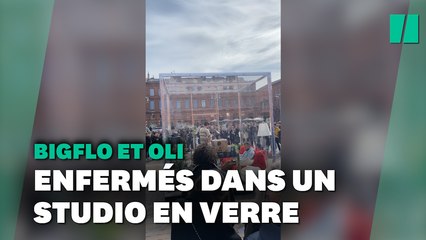 Bigflo et Oli dans un cube en verre à Toulouse pour leur clip de "Sacré bordel"