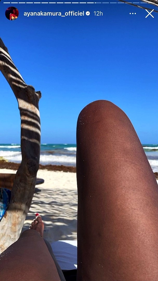 Aya Nakamura, canon en bikini lors de ses vacances au Mexique. Story  Instagram du 23 mars 2022. - Vidéo Dailymotion
