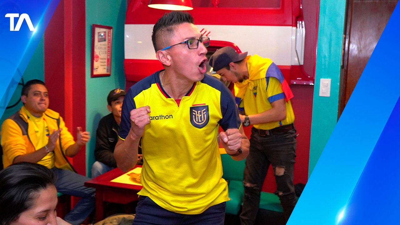 Los ecuatorianos listos para celebrar la clasificación de la Tri a Qatar 2022