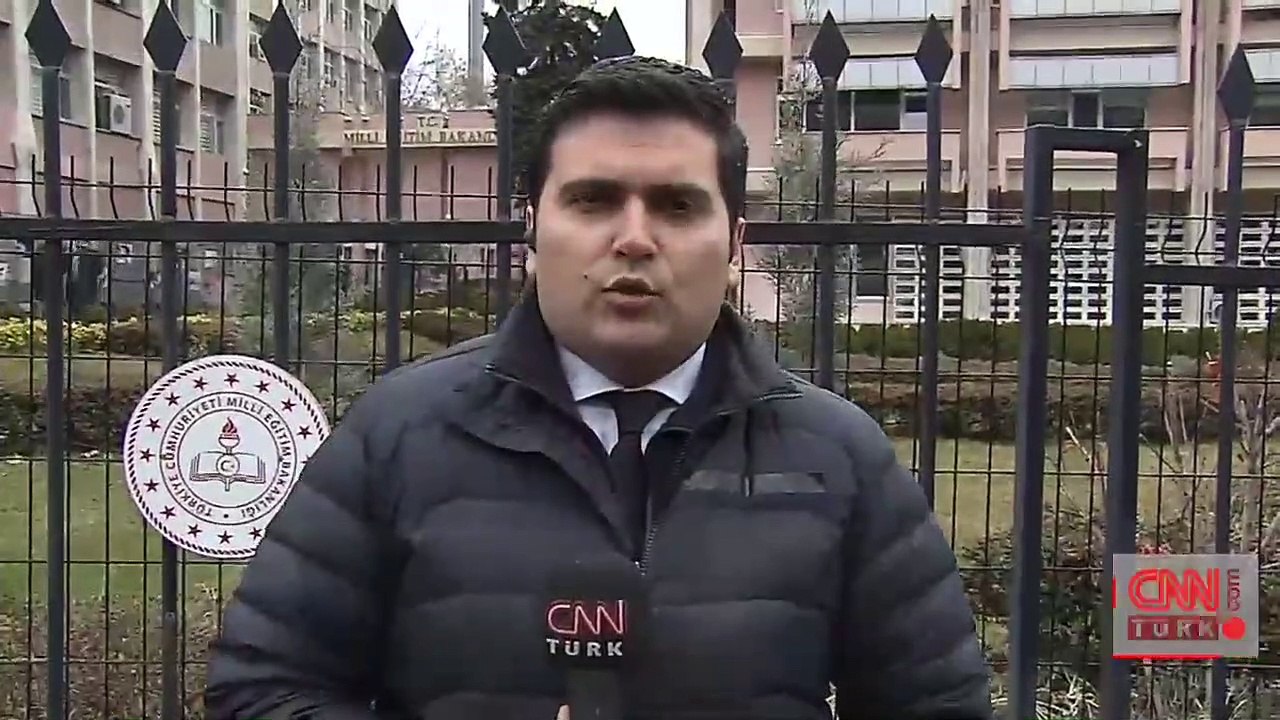 Öğretmene "kabul edilemez" davranış! İl milli eğitim müdürlüğü soruşturma başlattı