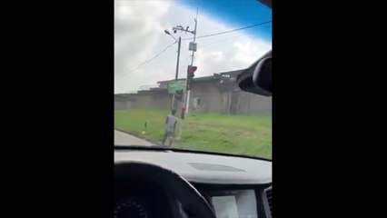 Quando uma pessoa está tão habituada a conduzir mas com o preço dos combustíveis o melhor é andar a pé...