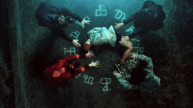 Monstruos de Cracovia (2022) _ Trailer español _Netflix