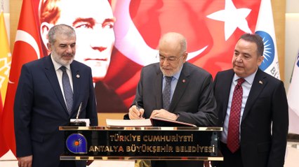 Karamollaoğlu, Antalya Büyükşehir Belediye Başkanı Muhittin Böcek’i ziyaret etti