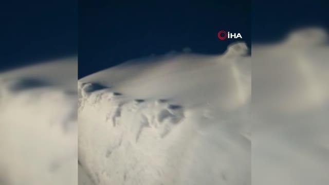 Kar ve tipi sürücülere zor anlar yaşattı... Hasta kadın, kar üstü araçla ambulansın bulunduğu bölgeye getirildi